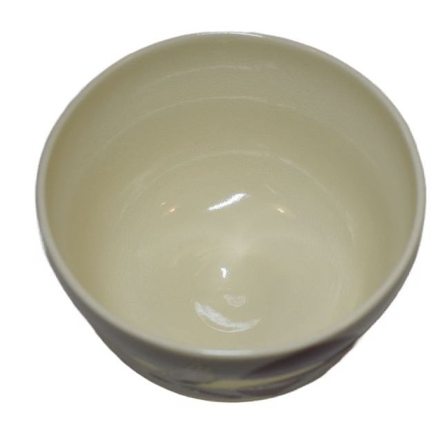 Close-up of Crane & Rising Sun Chawan, featuring detailed crane motif and smooth glazed finish