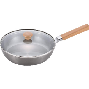 Chitose Induction Iron Frying Pan 24cm in use, perfect for home cooking meals