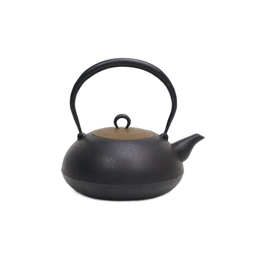 Iwachu Handcrafted Tetsubin Induction Cast Iron Kettle 1.3L, traditional Japanese ironware, ideal for daily tea brewing