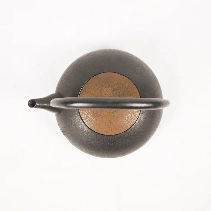 Iwachu Handcrafted Tetsubin Induction Cast Iron Kettle 1.3L - YOYO JAPAN