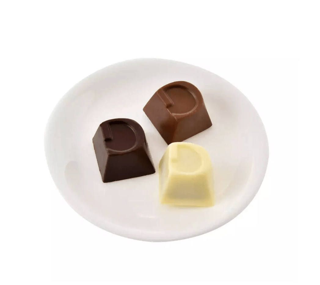 Disney Mickey x Godiva Chocolate in Can Valentine 2025