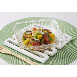 Yamaki Dried Anchovy Snack 30g, additive-free, perfect for healthy snacking or cooking.