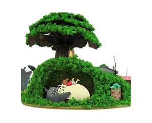 Ghibli DIY Paper Craft: My Neighbor Totoro (House)