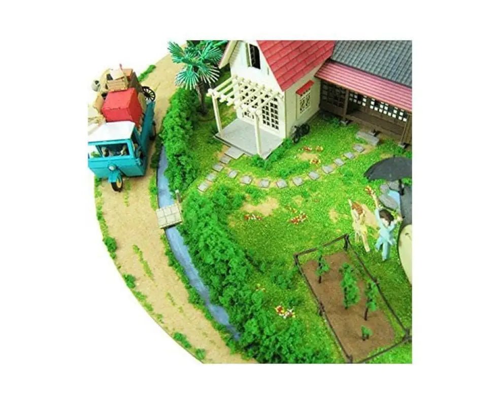 Ghibli DIY Paper Craft: My Neighbor Totoro (House)