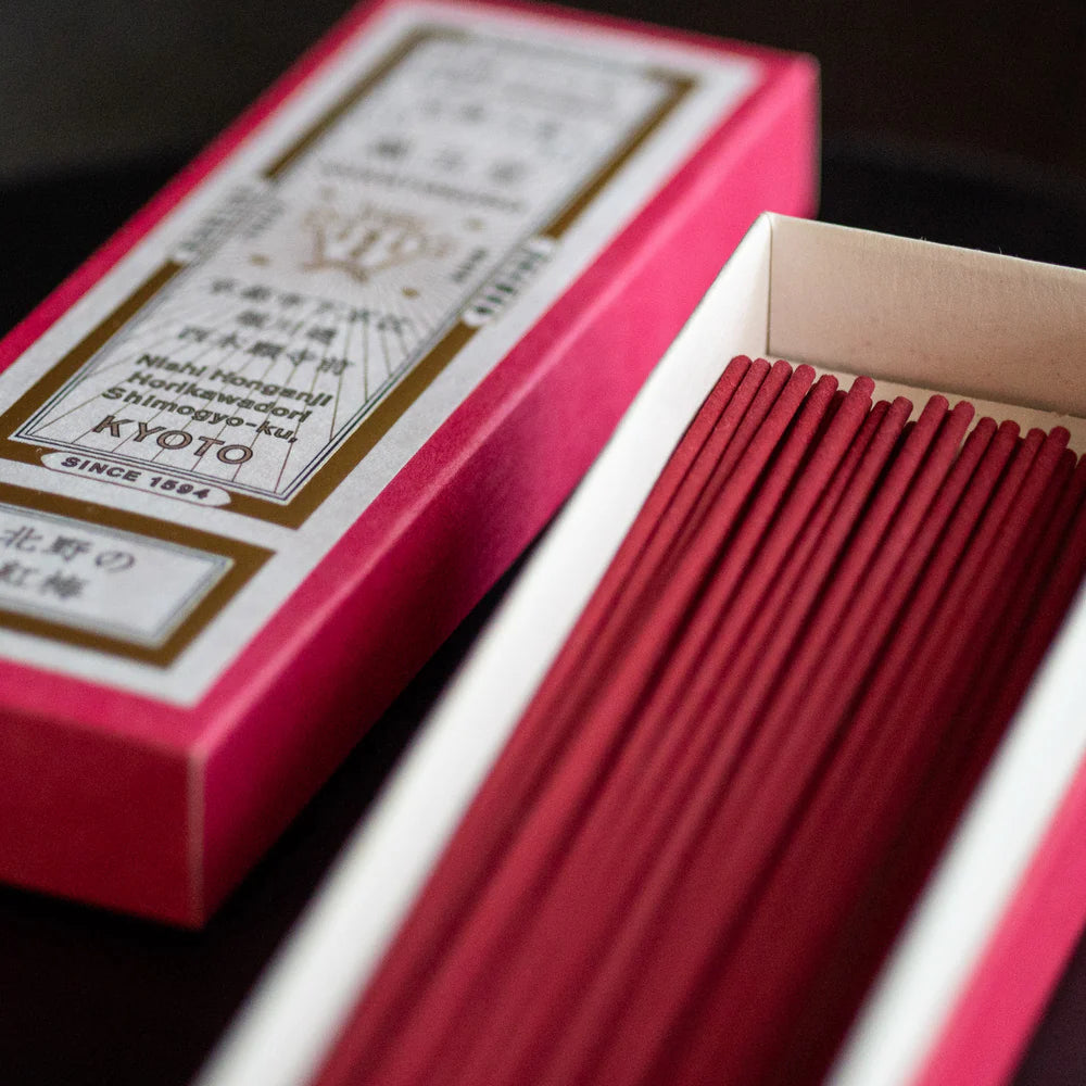 Close-up of Kungyokudo Japanese Incense Kitano Red Plum Blossom, 60 Sticks, featuring sandalwood for serenity