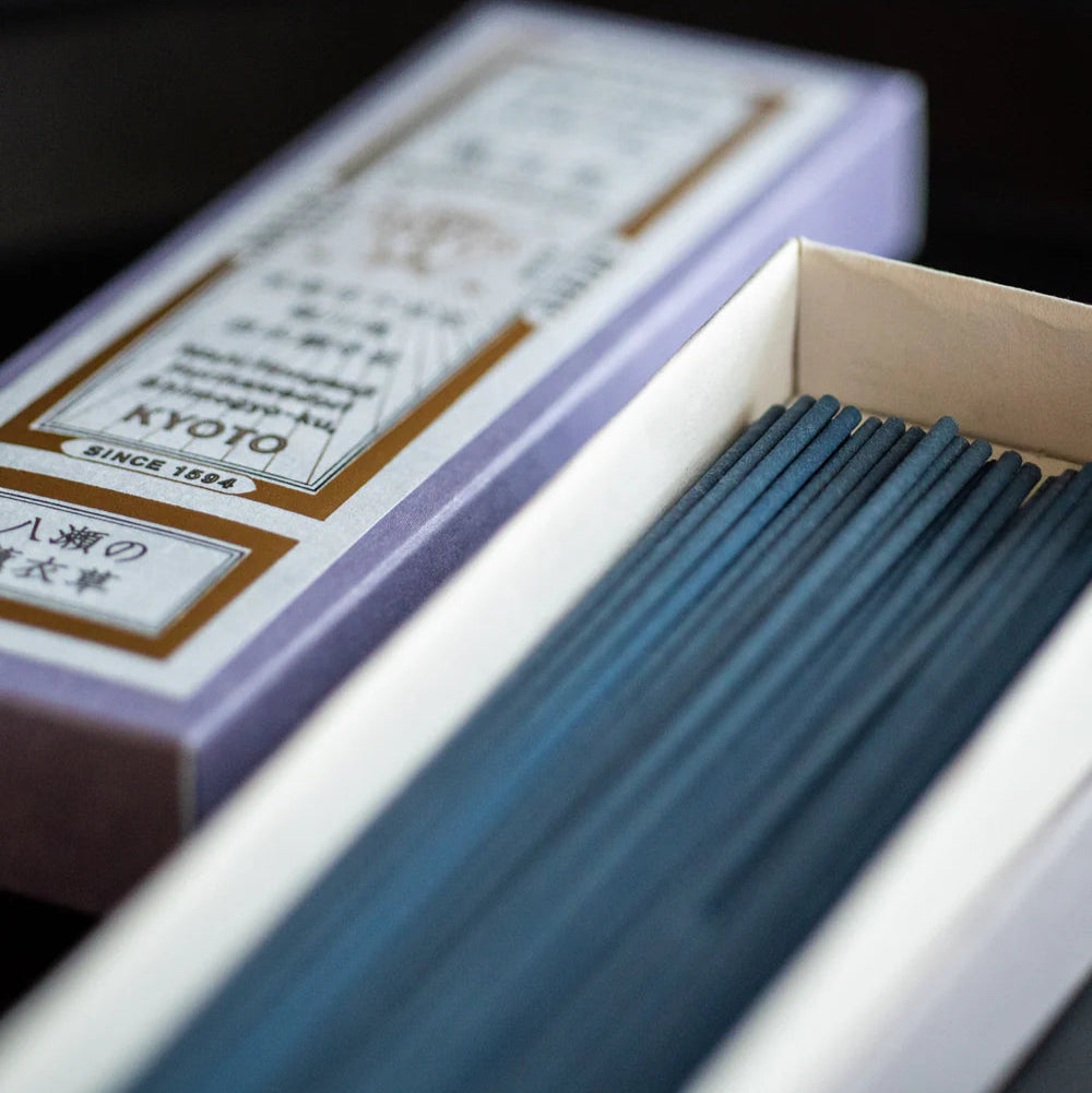 Close-up of Kungyokudo Japanese Incense Yase no Kourinusou, 60 Sticks, featuring low-smoke formula for calm ambiance