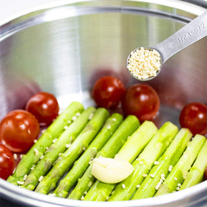 Close-up of Youki Chicken Stock Gara Soup Stock Additive-Free 400g, featuring additive-free granules for pure flavor