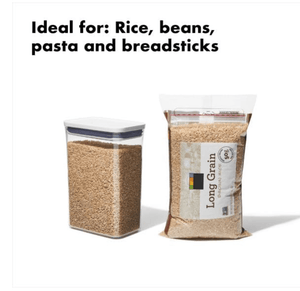 “OXO POP Container 2 24 cm Medium airtight seal button in close-up”