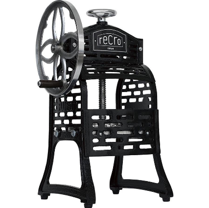 Ikenaga Recro Professional Kakigori Shaved Ice Maker SI-8B producing shaved ice for snow cone dessert