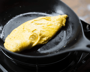 Iwachu Japan Omelet Frying Pan Nambu Tekki 24Cm Black 24601