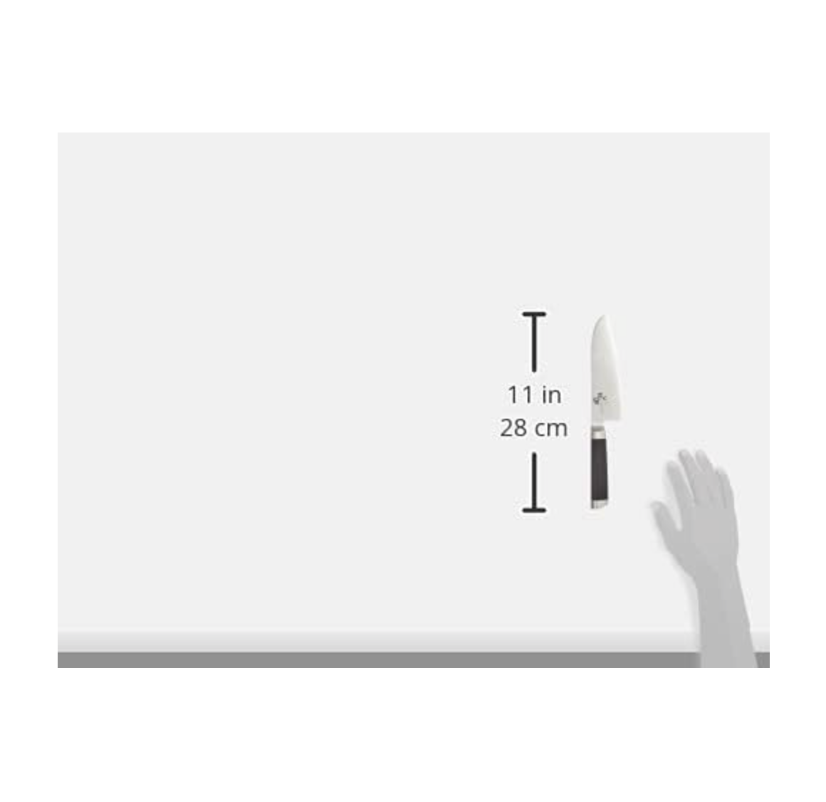 Kai AE5200 Santoku Knife, 6.5″, Damascus-pattern blade, ideal for all-purpose kitchen use

