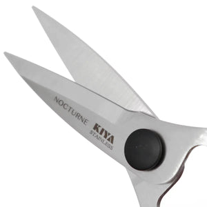 Kiya Nocturne Kitchen Scissors 210mm in use for food preparation tasks