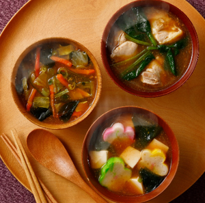 Miso Soup Strainer With Wooden Muddler 80mm, stainless steel mesh, perfect for preparing miso soup