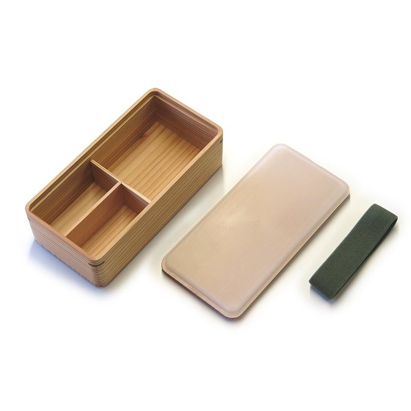 Umezawa Ancient Sugi Cedar Lunch Box handmade wooden bento box, simple design, perfect for work or school