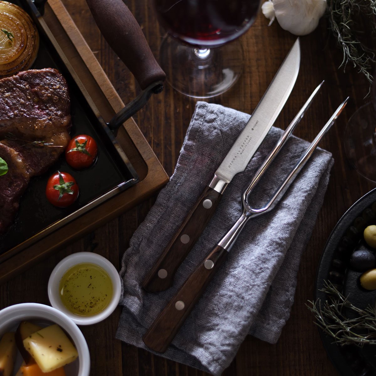 24 cm Wooden Handle Japanese Steak Knife & Carving Fork Set, highlighted by ergonomic wooden handle and precise blade, bringing refined carving ease to special meals