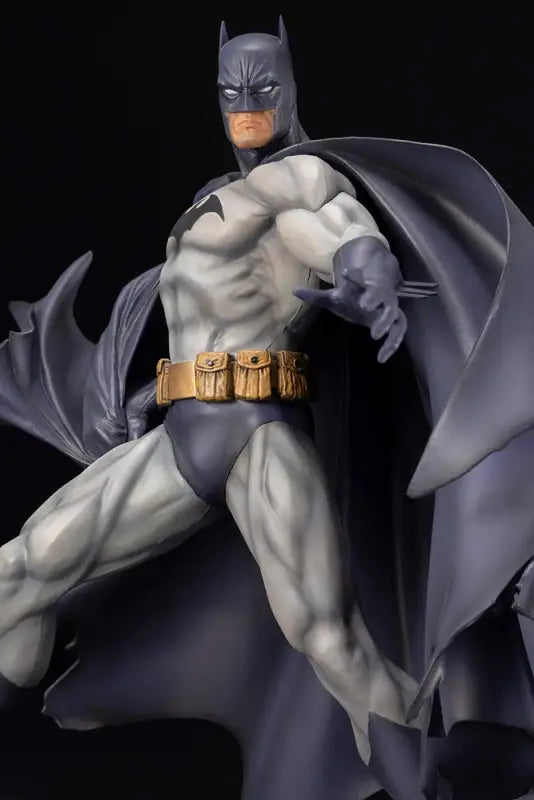 Kotobukiya Artfx Batman Hush Renewal Package 1/6 Japanese Scale Figures