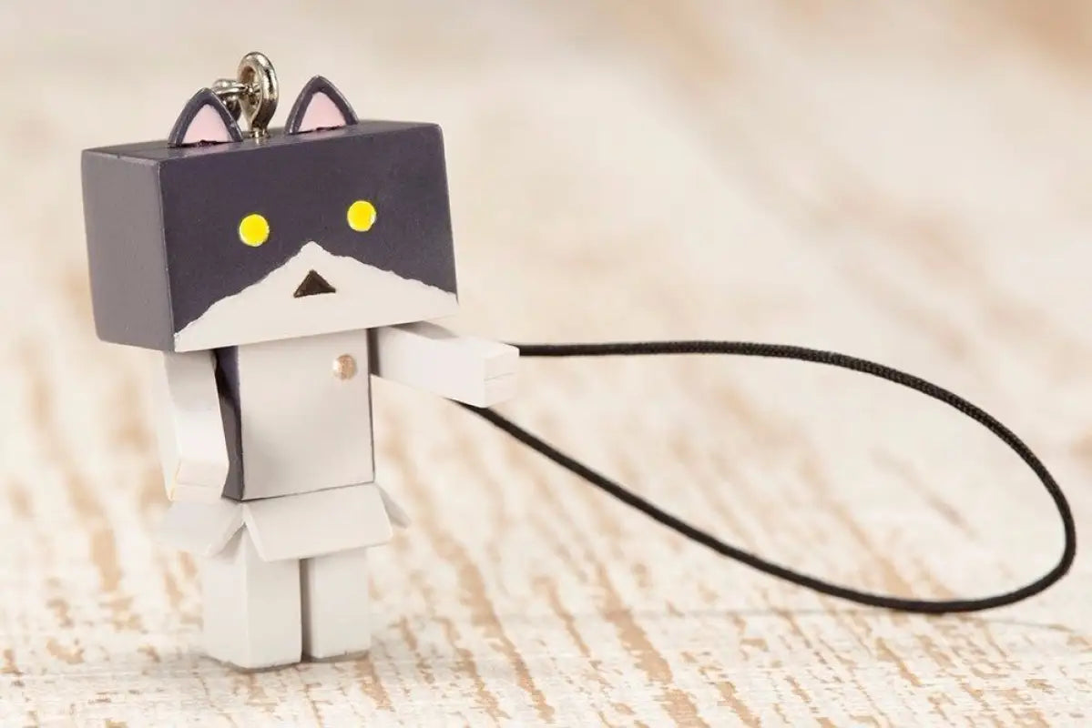 Kotobukiya Cat In Danboard Nyanboard Strap Bicolor Black F/s - Toy