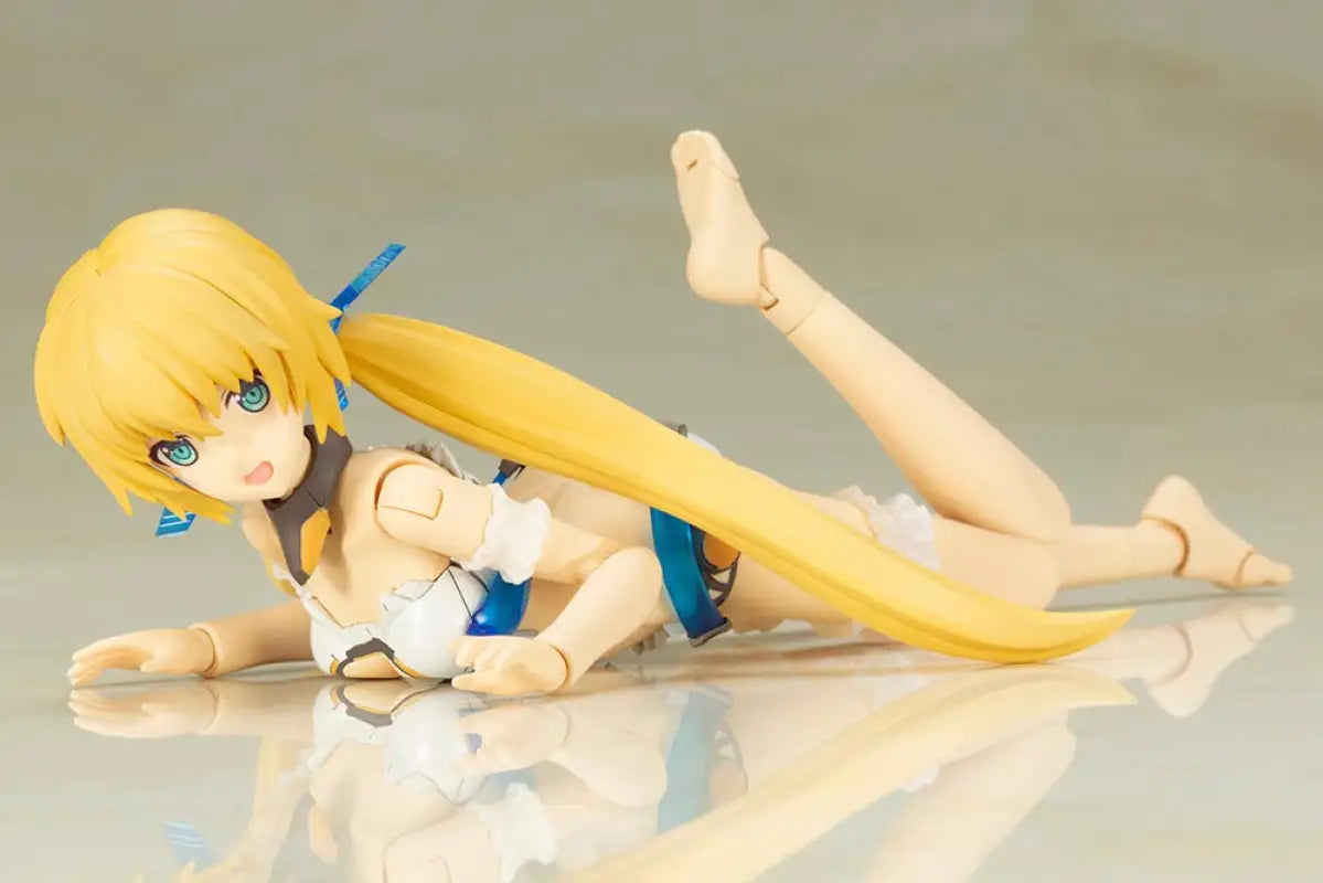 KOTOBUKIYA Frame Arms Girl Hresvelgr=Ater Summer Vacation Ver. Plastic Model