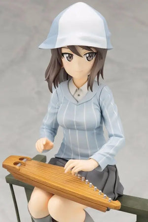 Kotobukiya Gils Und Panzer Mika 1/7 Pvc Figure F/s - Scale