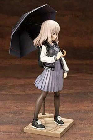 Kotobukiya Girls Und Panzer Erika Itsumi Figure 1/7 Scale