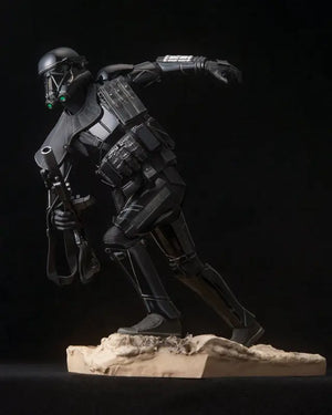 Kotobukiya Japan Artfx Star Wars Death Trooper Specialist 1/7 Pvc Figure