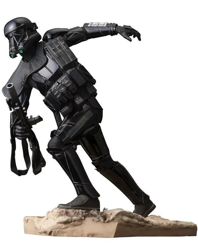 Kotobukiya Japan Artfx Star Wars Death Trooper Specialist 1/7 Pvc Figure