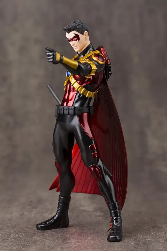 KOTOBUKIYA Sv118 Artfx + Statue Batman Red Robin 1/10 Scale Figure