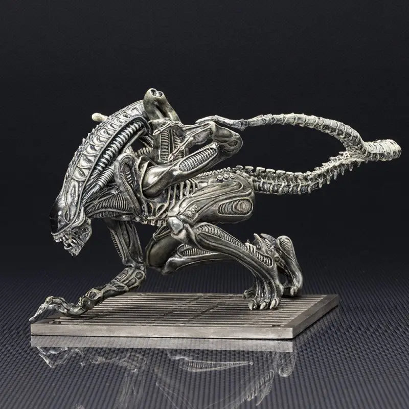 KOTOBUKIYA Sv155 Artfx + Alien Warrior 1/10 Scale Pvc Figure