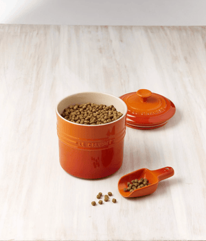 Le Creuset Natural Pink Pet Food Container with Scoop Official Japanese Product