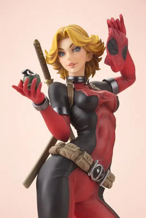 Marvel Bishoujo Lady Deadpool 1/7 Pvc Figure Kotobukiya Japan - Scale