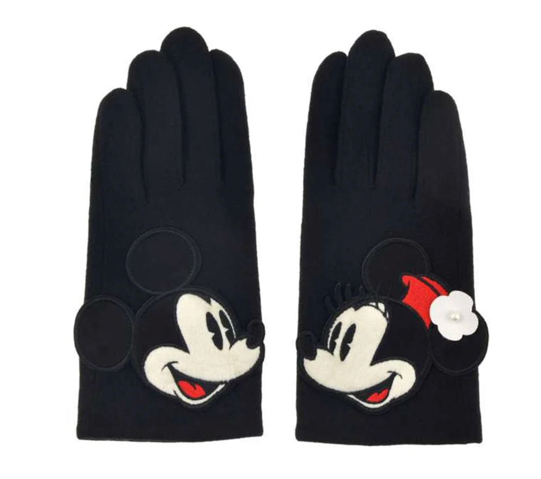 Disney Mickey &amp; Minnie Winter Gloves Black: A Warm Embrace of Magic and Style