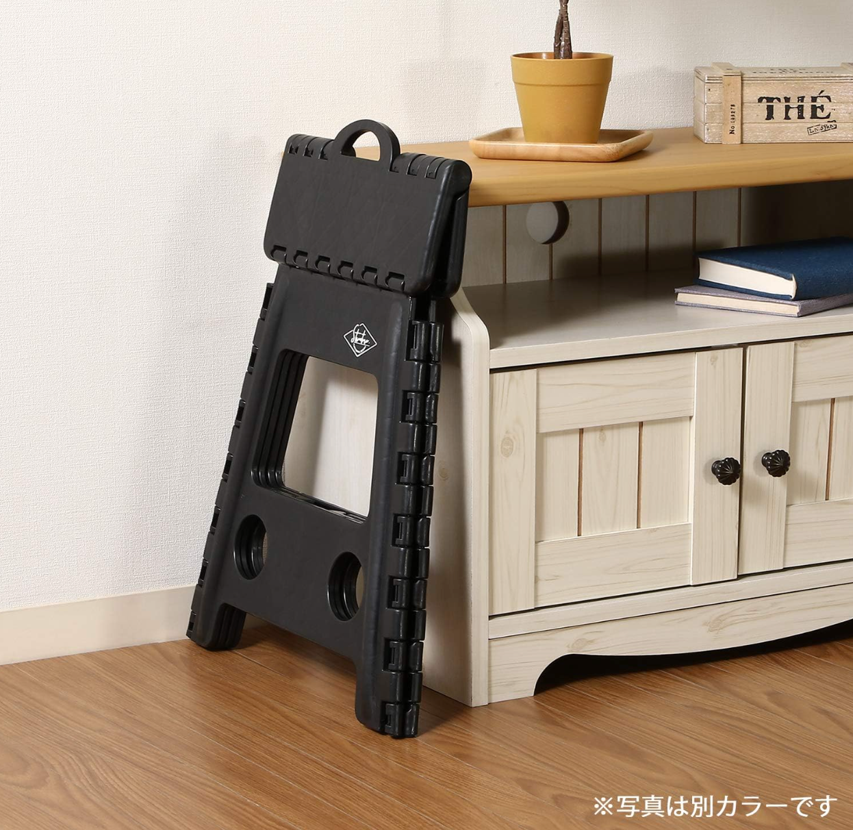 Fuji Boeki 86077 Folding Chair (39 x 33 x 39 cm), Khaki - YOYO JAPAN