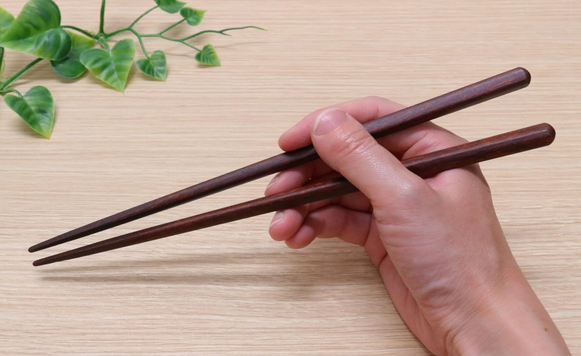 Kawai Japanese-made wooden chopsticks, dishwasher safe, set of 5, brown, 23cm