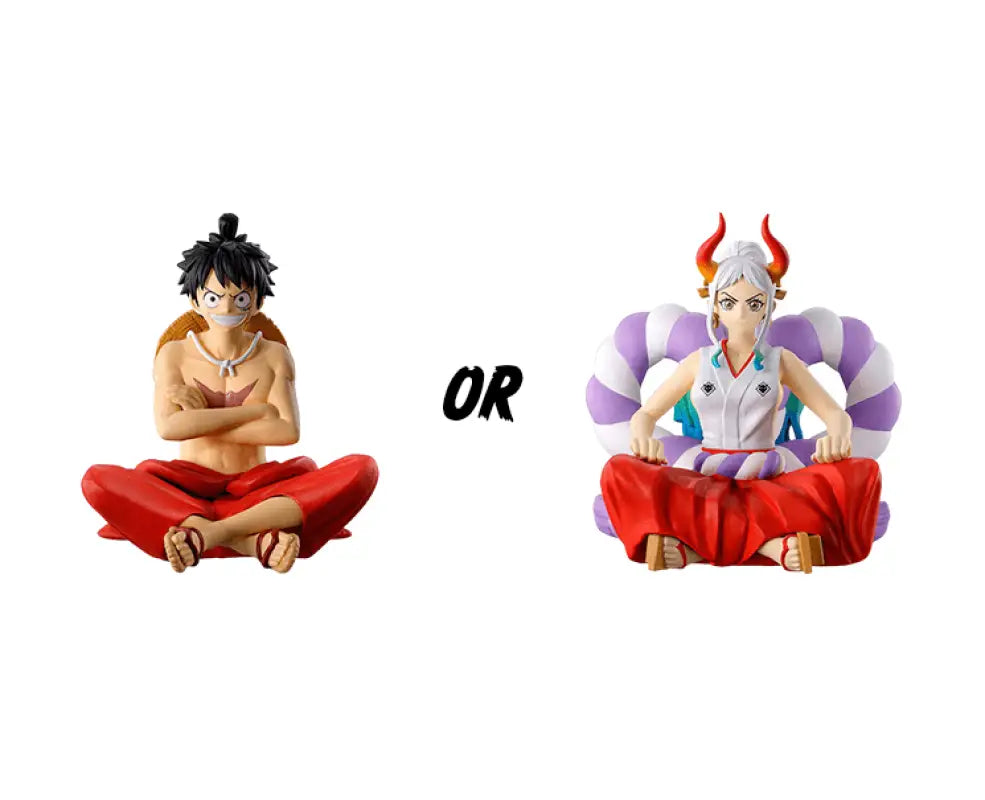 One Piece Luffy Or Yamato Sitting Figures Gachapon - ANIME & VIDEO GAMES