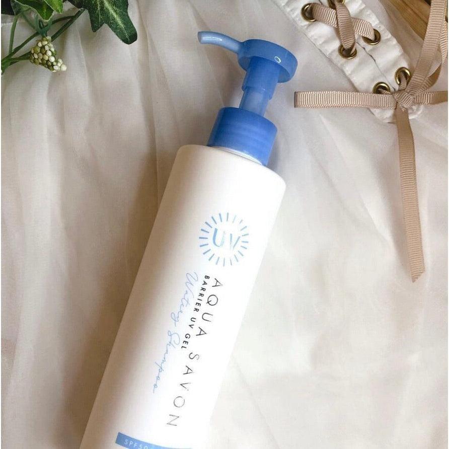 Close-up of Aqua Savon Triple Ceramide Barrier UV Gel Sunscreen, 200g, featuring non-sticky gel for hydration