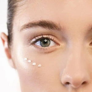 Shiseido White Lucent Brightening Eye Cream in 15g, non-greasy, perfect for eye area care