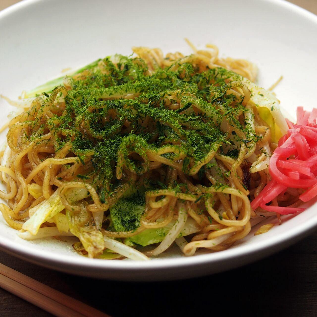 Close-up of Ohsawa Japan Aonori Flakes 6g, fine green seaweed powder for authentic flavor
