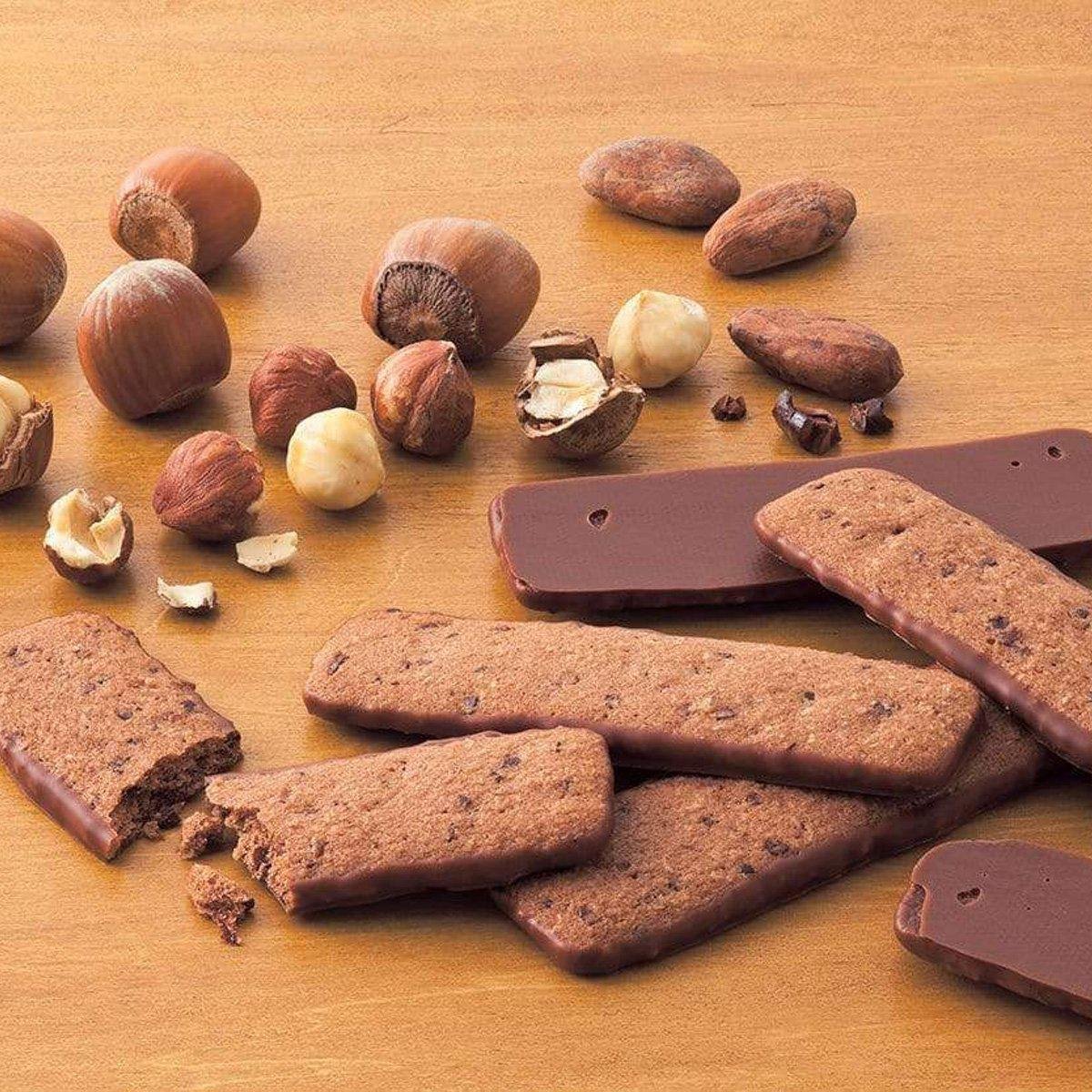 Royce Baton Biscuits Coconut and Hazel Cacao 50 Pieces - YOYO JAPAN
