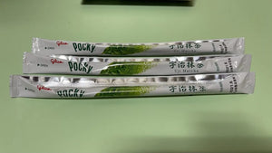 Pocky Giant Uji Matcha in 15 Sticks, crunchy texture, perfect for sharing moments