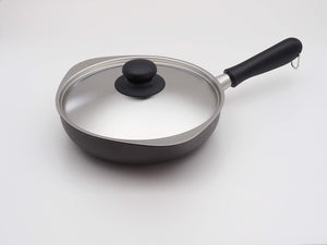 Sori Yanagi Japan Iron Frying Pan 22Cm W/ Lid Compatible Ih Double Fiber Line Nitriding