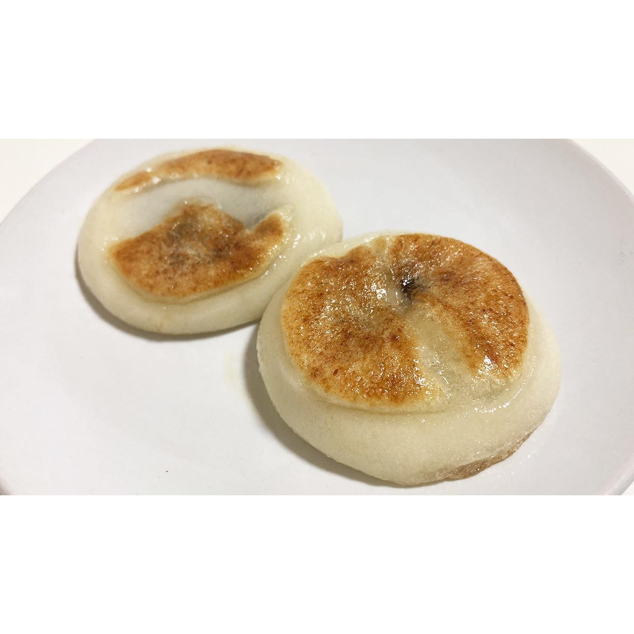 Usagimochi Azuki Bean Paste Filled Dried Mochi Snack 90g, chewy rice cake, perfect for gifting or sharing.