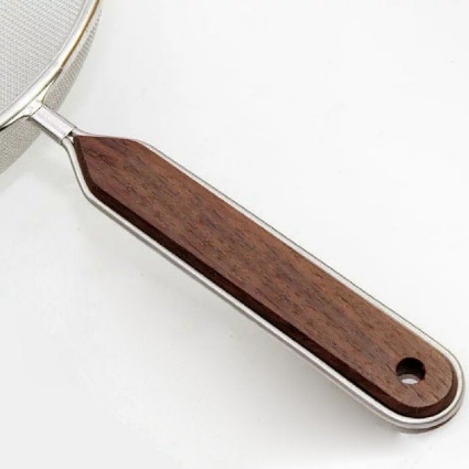 180mm Minex Metal Fine Mesh Sieve with wooden handle, offering durability and comfort for home cooks