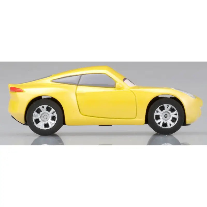 Takara Tomy Tomica C - 42 Disney Cars Cruz Ramirez (Standard Type) Japanese Plastic Car Kit