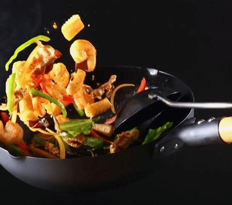 Takumi Magma Plate Non - Stick Iron Induction Wok With Wooden Handle 28cm