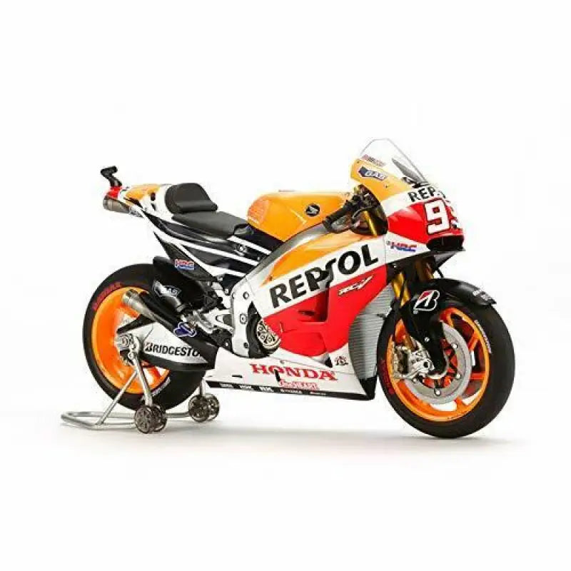 Tamiya 1/12 Motorcycle Series No.130 Repsol Honda Rc213v ’14 Plastic Model Kit