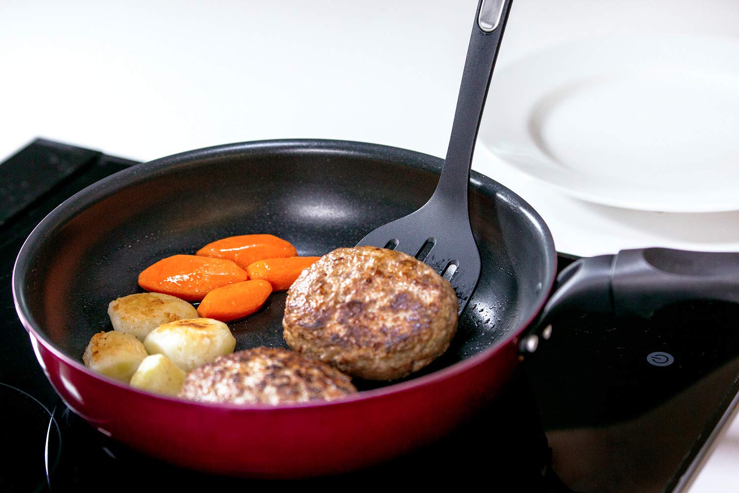 Thermos Black Nylon Turner Spatula Kt - F001 Bk Essential Kitchen Tool