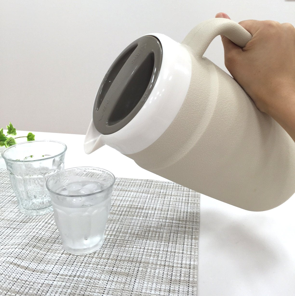 Tiger 1.7L Beige Vacuum Flask Insulated Cold Storage Thermos Pitcher