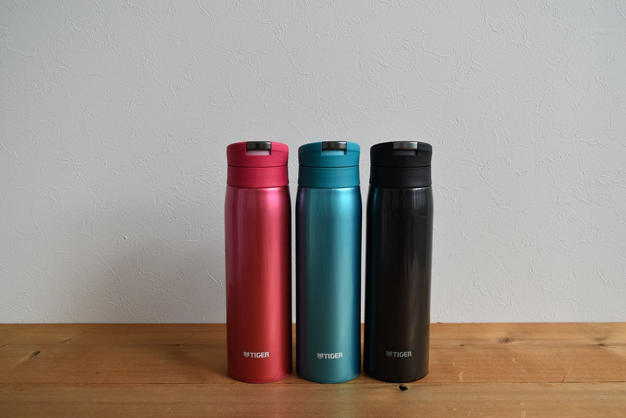 Tiger Mini 500ml Stainless Steel Vacuum Flask Lightweight Auto - Lock Sahara Mug