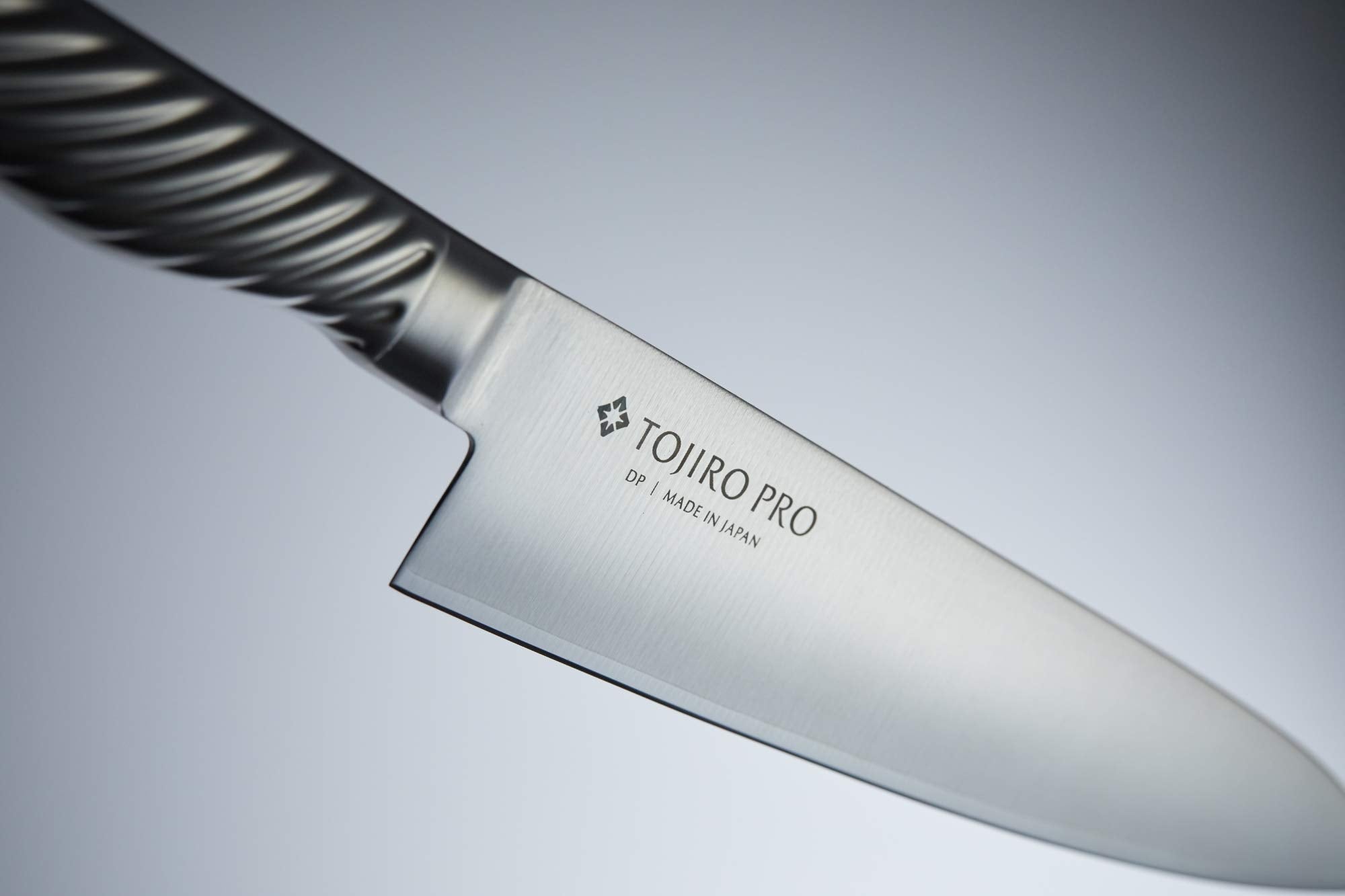 Tojiro Pro Dp F - 895 Santoku Knife 170Mm Japan Cobalt Alloy Steel Meat/Fish/Veg Tornado Pattern Easy Grip
