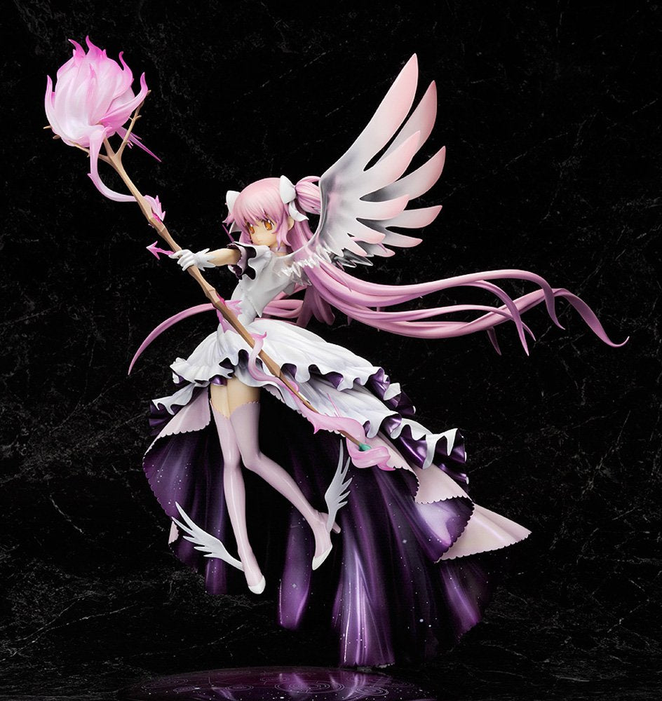 Good Smile Company Puella Magi Madoka Magica Ultimate Madoka 1/8 PVC Figure